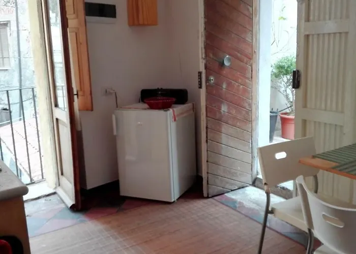 L'albero Di Giuggiole Villa Cosenza